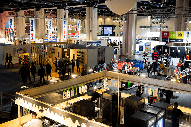 personalized-apparel-making-a-mark-at-trade-shows-image